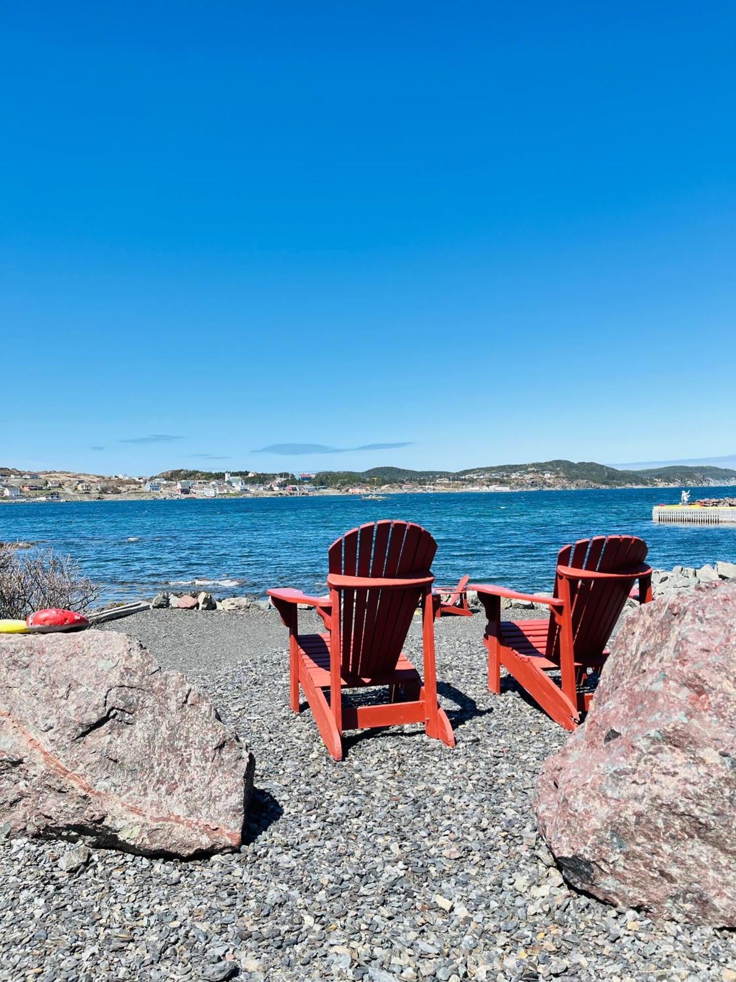 Toulinguet Inn - Suites Twillingate Exterior photo