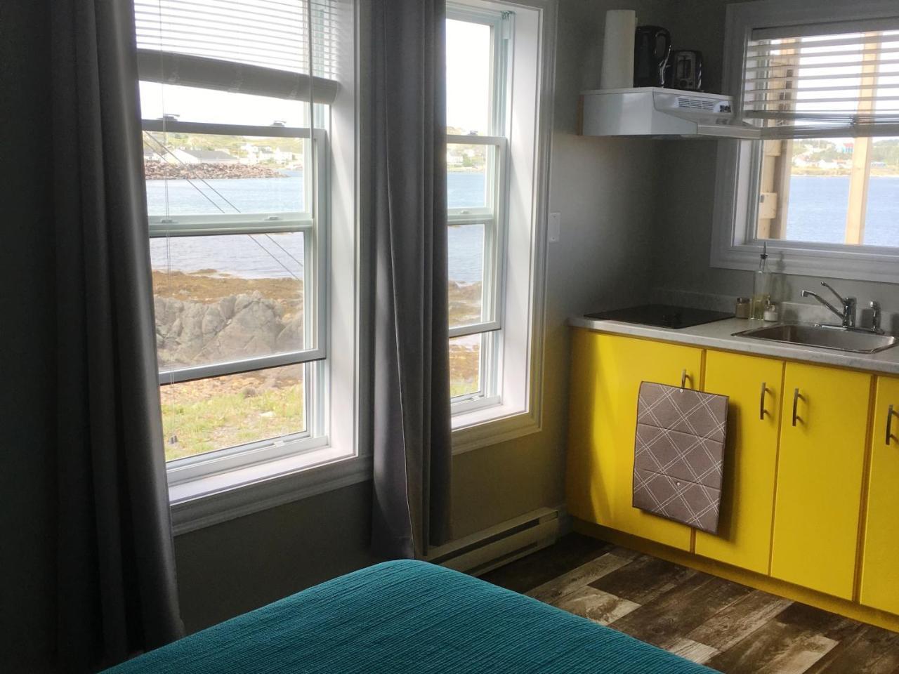 Toulinguet Inn - Suites Twillingate Exterior photo