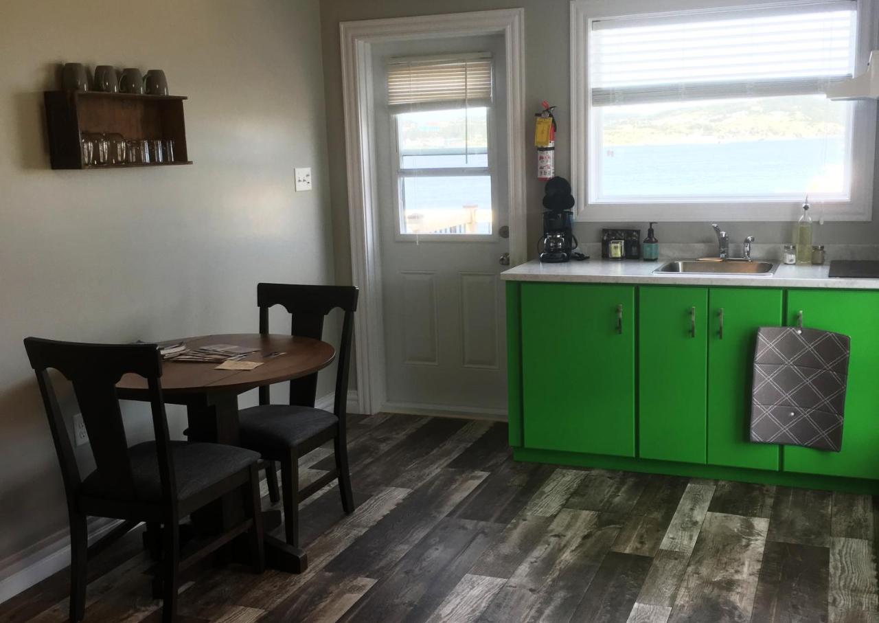 Toulinguet Inn - Suites Twillingate Exterior photo